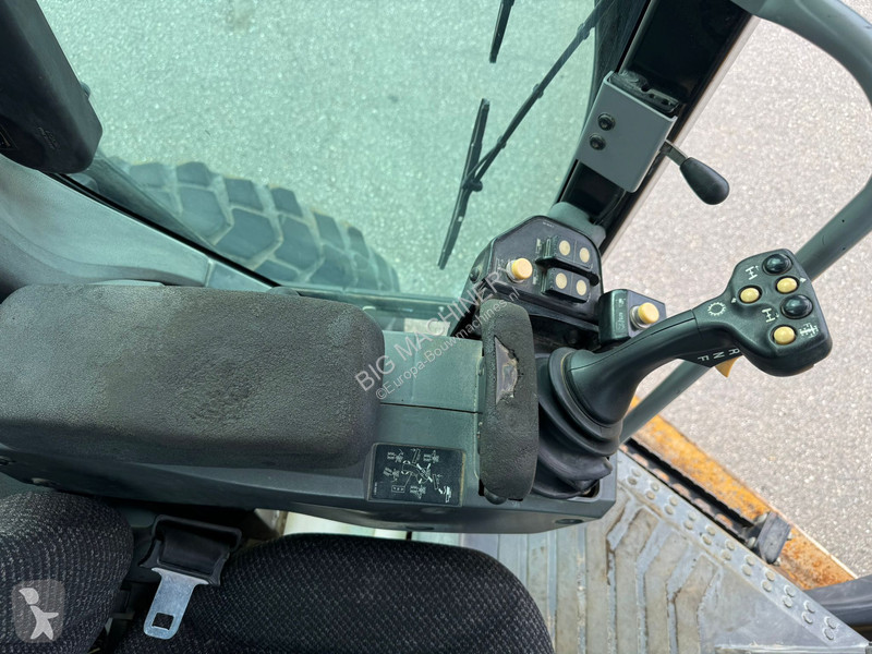 ممهدة طرق Caterpillar 3 Trimble Ready