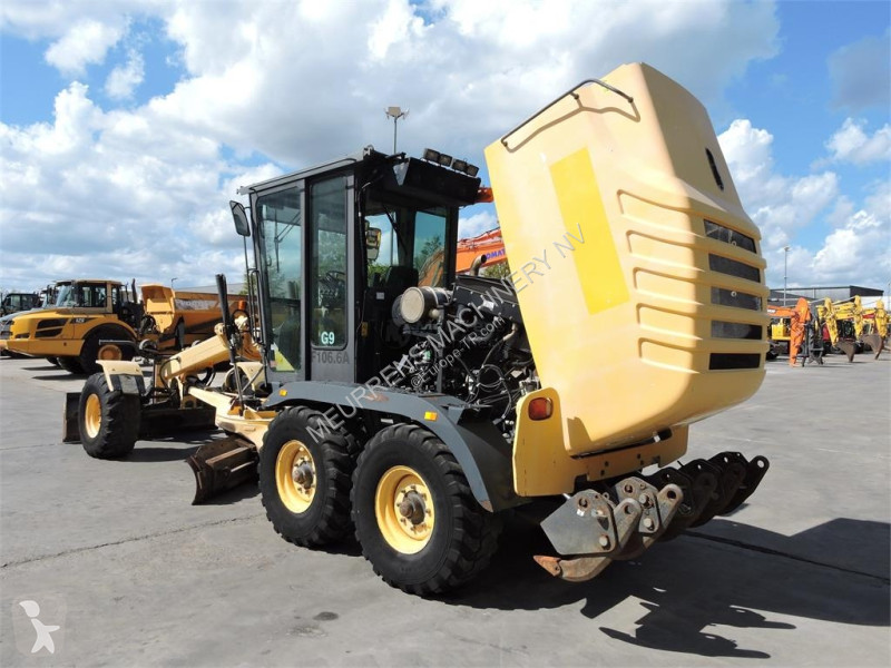 Planeringshøvl New Holland F106.6A