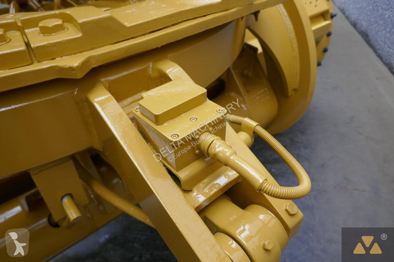 Грейдер Caterpillar 140M3