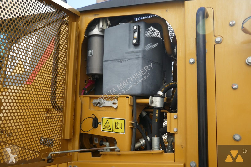 Grejder Caterpillar 160M