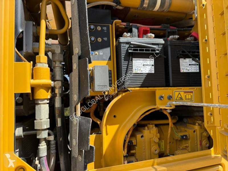 Grejder Caterpillar 12M3 AWD