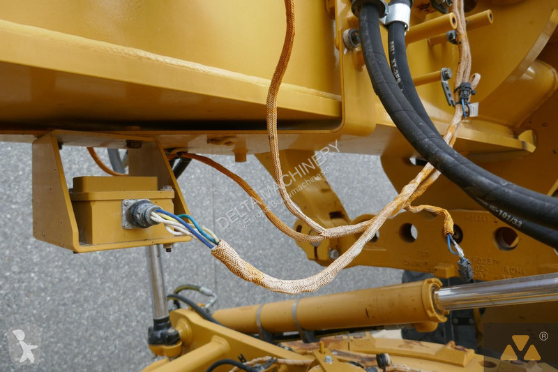 Grejder Caterpillar 12M3