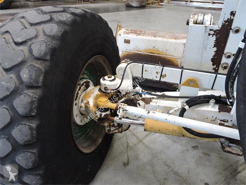 Grejder Caterpillar 12H