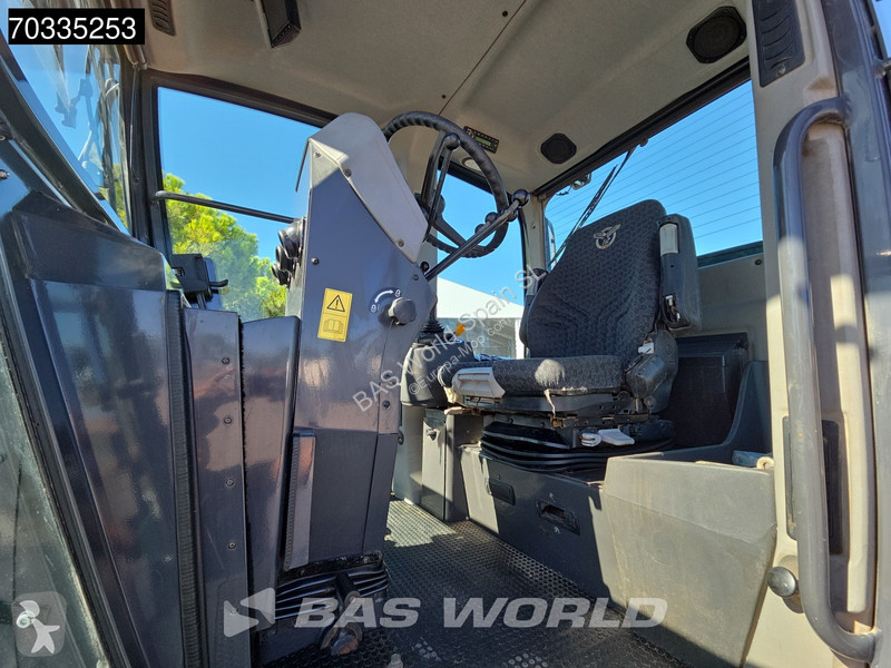 Vägskrapa Case 856 C AWD