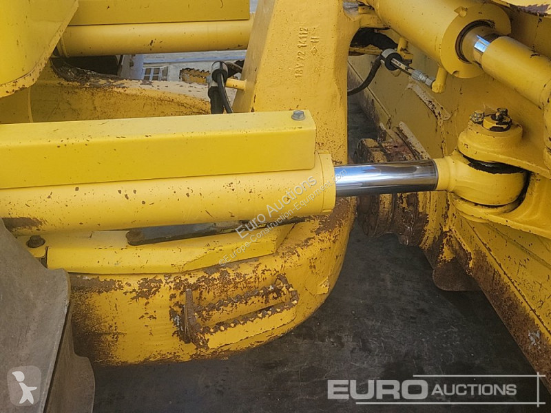 ممهدة طرق Komatsu -24