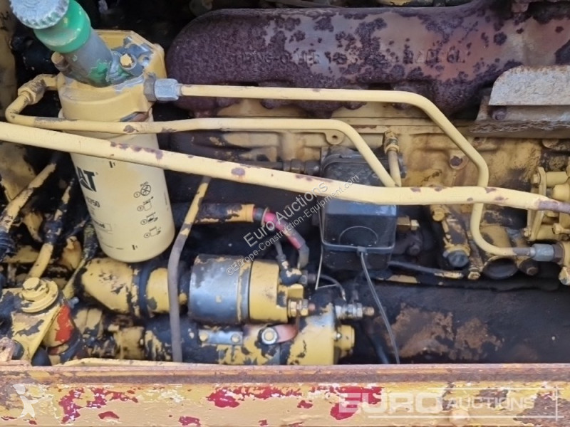 Grader Caterpillar D5B