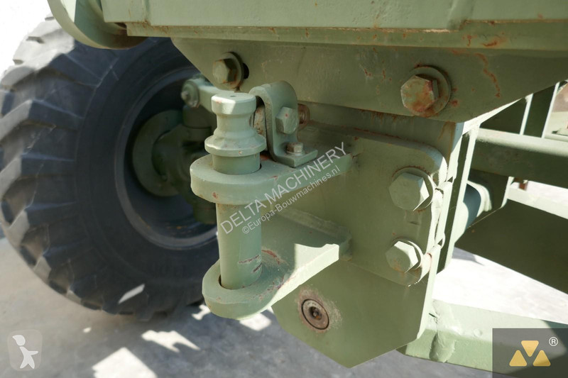 Grejder Caterpillar Ex-army