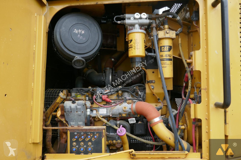 Grejder Caterpillar 140M