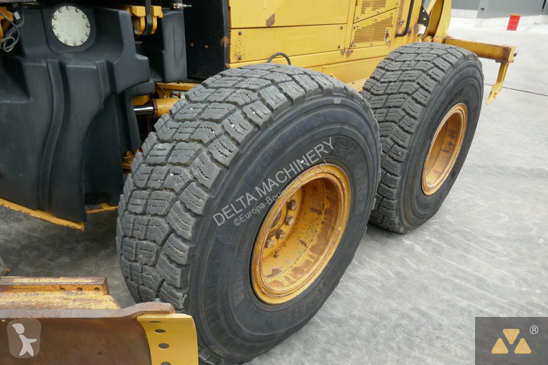 Grejder Caterpillar 14M