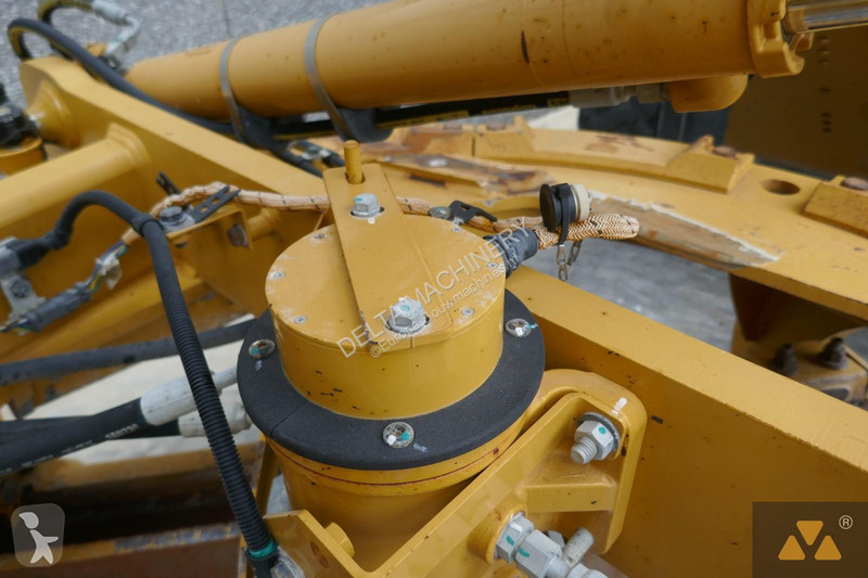 Grejder Caterpillar 12M3