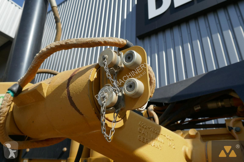 Niveladora Caterpillar