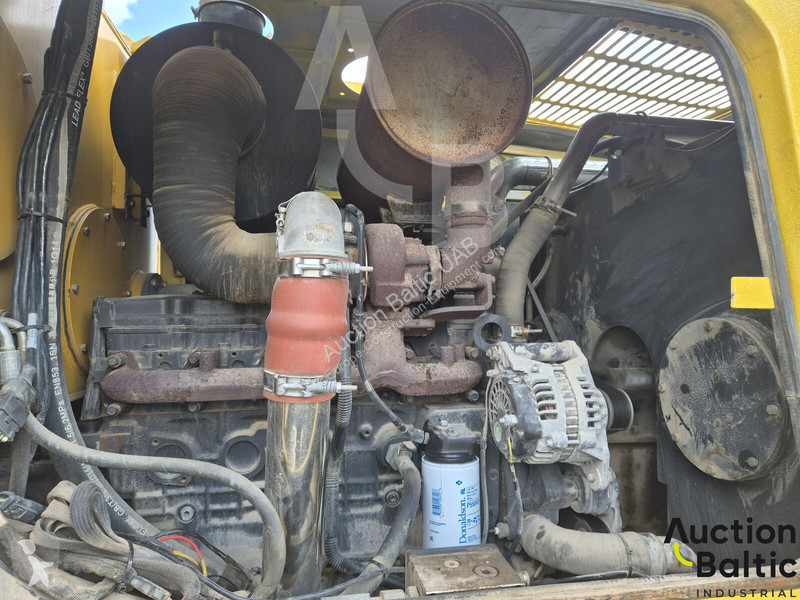 Грейдер XCMG GR215