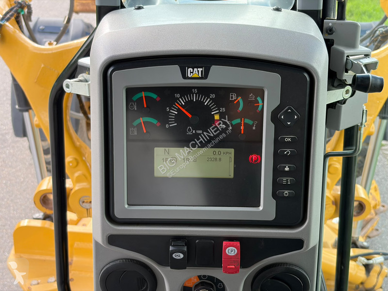 Niveladora Caterpillar 140 AWD 15A CE / TUV /...