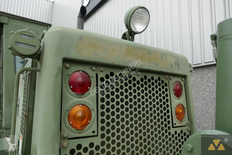 Grejdr Caterpillar Ex-army