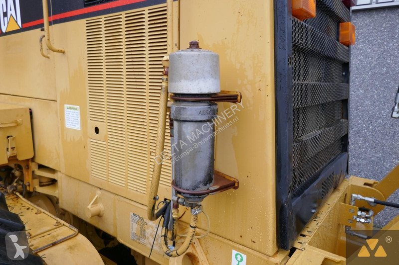 Niveladora Caterpillar Ex-army