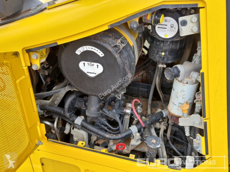 Grejdr Komatsu -24