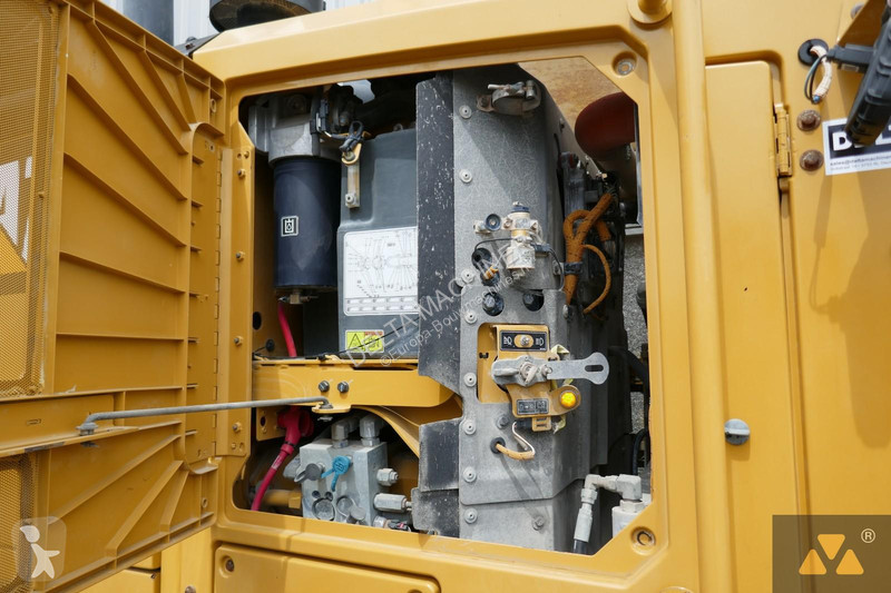 Niveladora Caterpillar 3