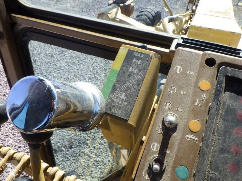 Grader Caterpillar