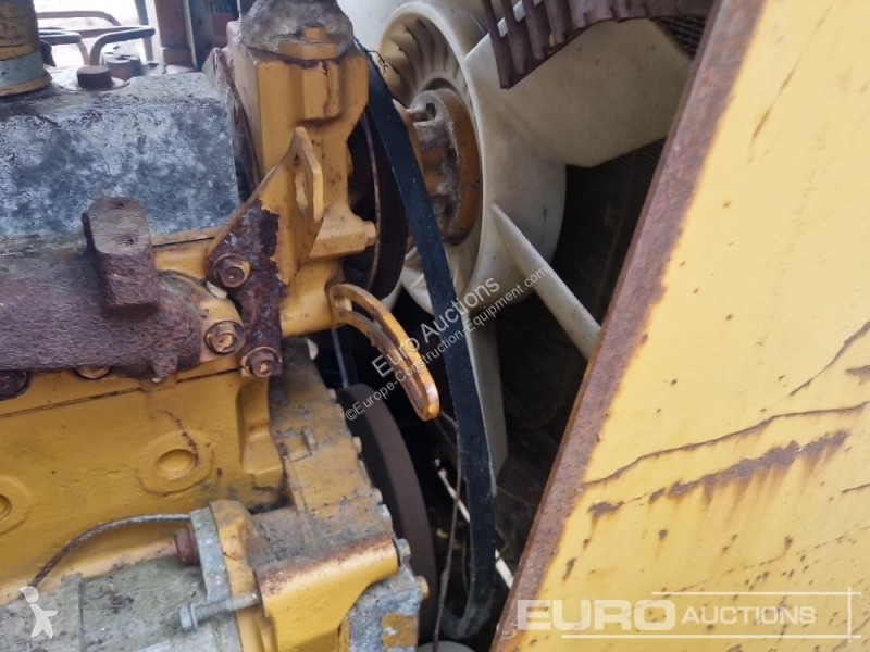 Grader Komatsu -18