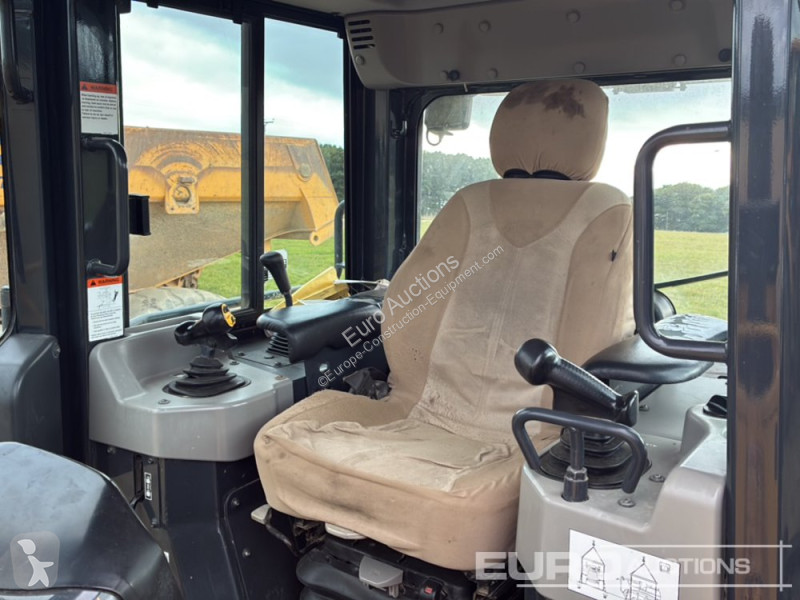 Grader Komatsu -24
