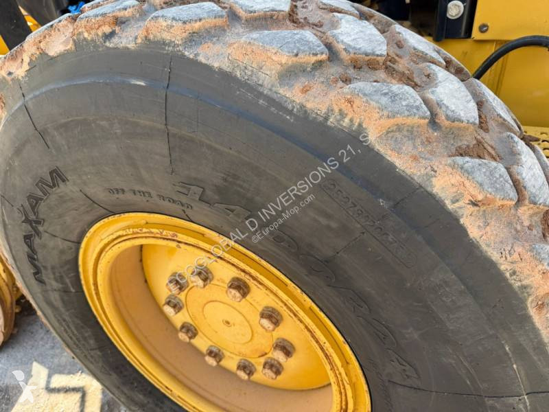 Grejder Caterpillar 12M3 AWD