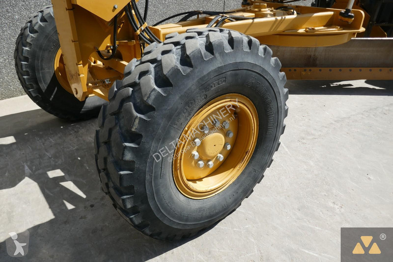 Grejder Caterpillar