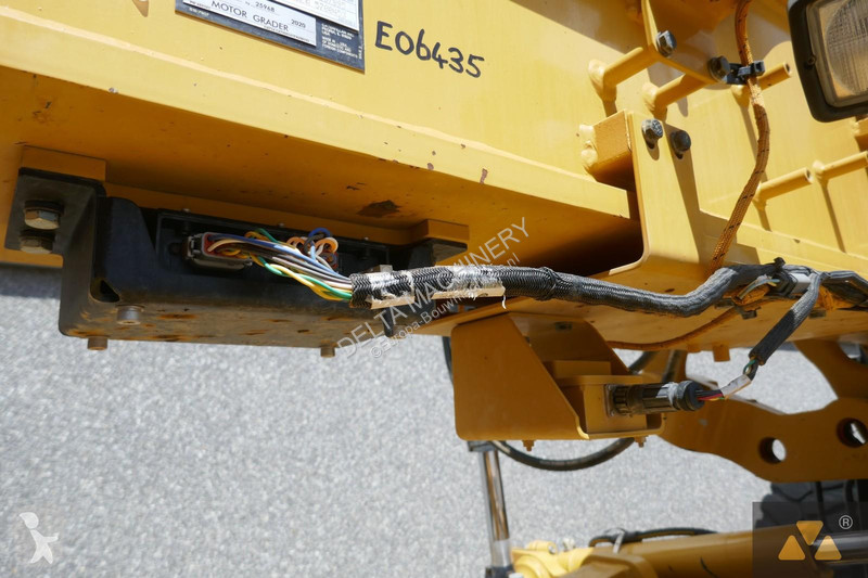Grejder Caterpillar 14