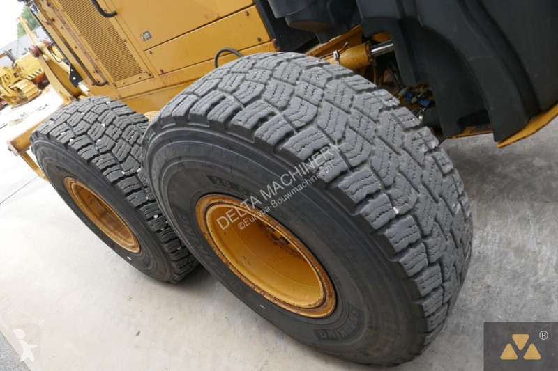 Grejder Caterpillar 14M