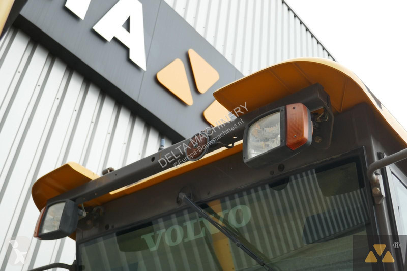 Niveladora Volvo