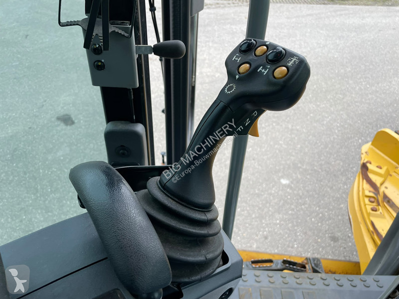 Grader Caterpillar 140 15A
