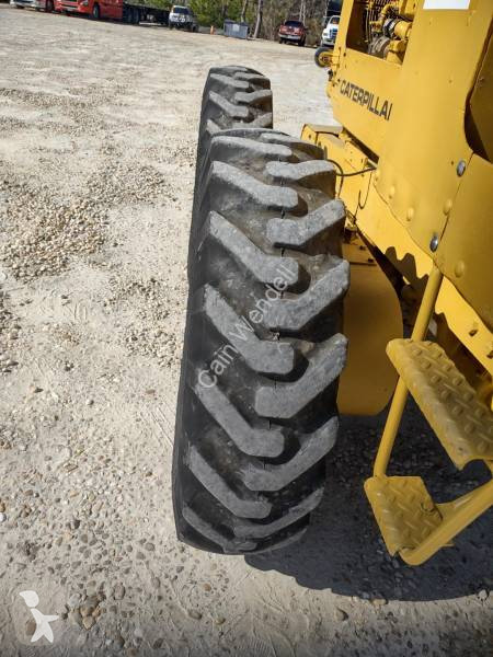 ممهدة طرق Caterpillar 120