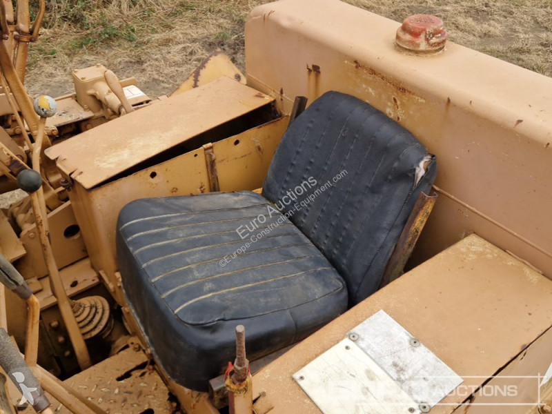 Grader Caterpillar