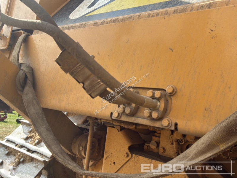 Grader Caterpillar D6T