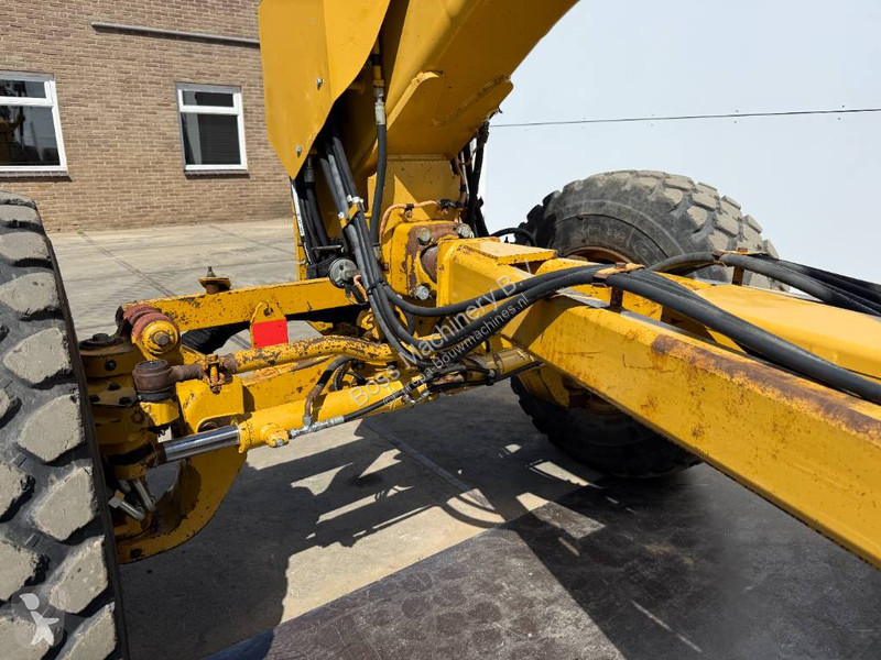 Grejder Caterpillar 160M AWD - 3 Tine Ripper /...