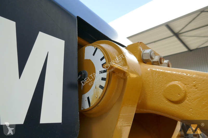 Грейдер Caterpillar 160M