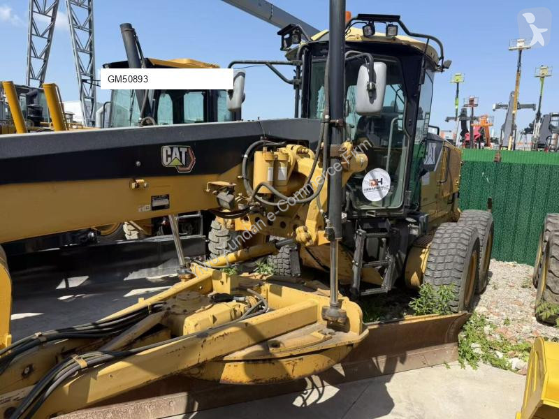 Grejder Caterpillar 160M