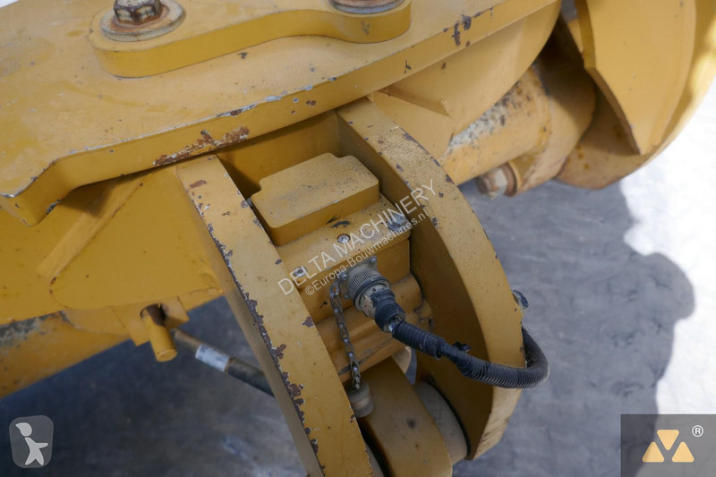 Niveladora Caterpillar