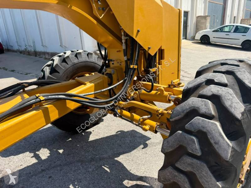 ممهدة طرق Caterpillar 12M3 AWD