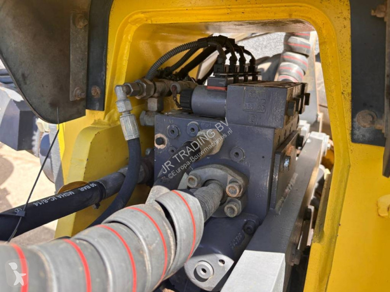 Niveleuse HBM BG 190 TA-4