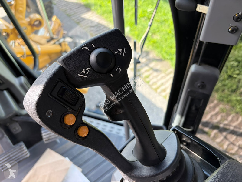 Niveladora Caterpillar 140 AWD 15A CE / TUV /...