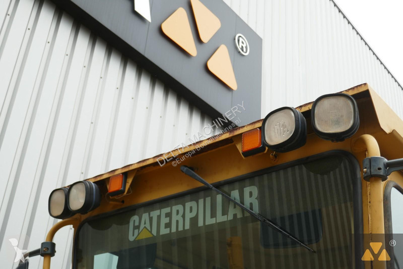 Niveladora Caterpillar