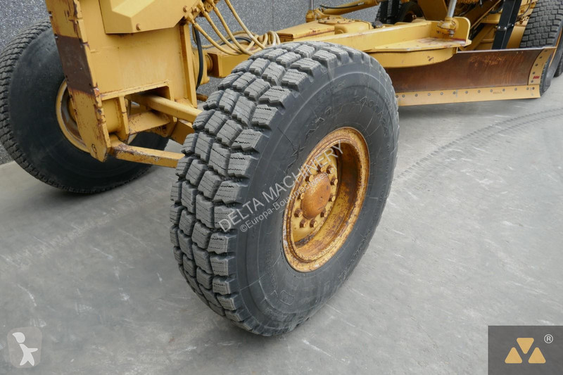 Grejdr Caterpillar