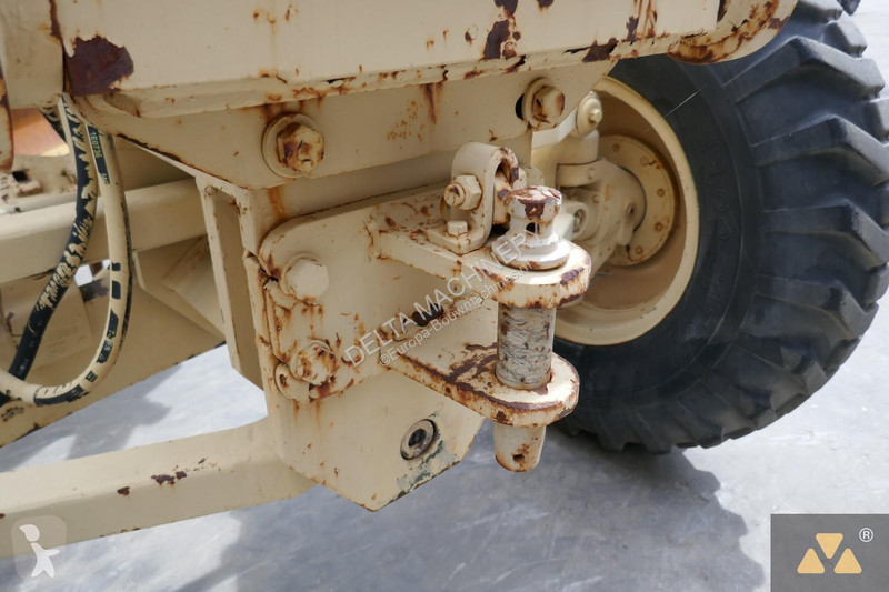 Niveladora Caterpillar Ex-army
