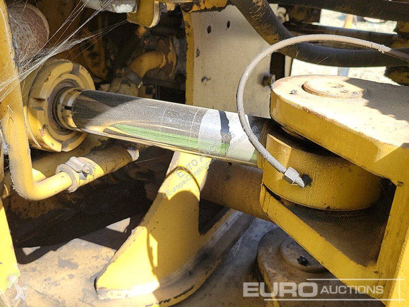 Grader Caterpillar