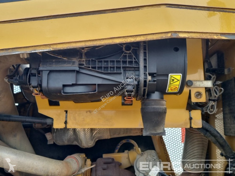 Grader Caterpillar D5K