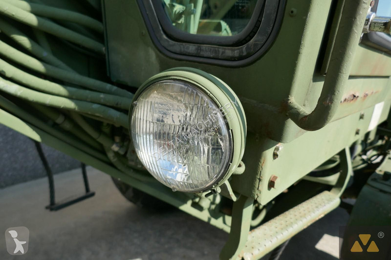 Grejder Caterpillar Ex-army