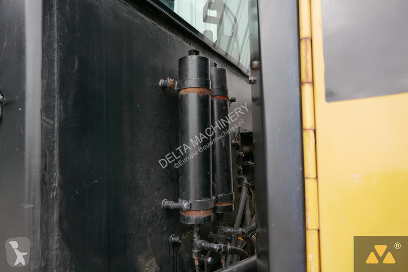 Grejder Caterpillar 140M
