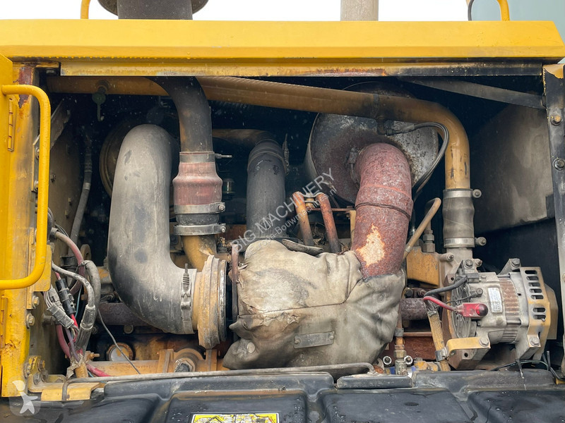 ممهدة طرق Caterpillar CE