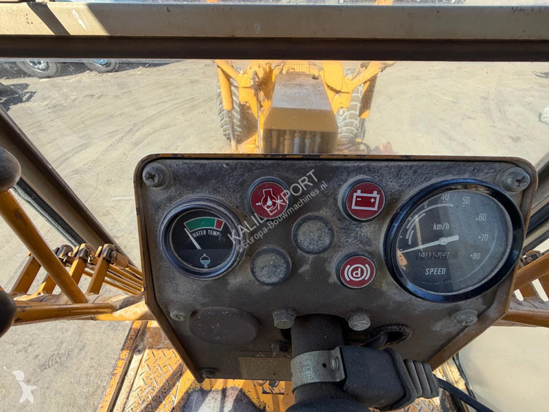Niveladora Komatsu GD623A-1 - Grader with...