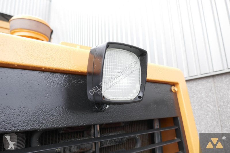 Grader Mitsubishi MG300
